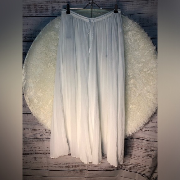 VENUS White Swim Coverup Pants NWOT M 🔥🥵 - Picture 4 of 16